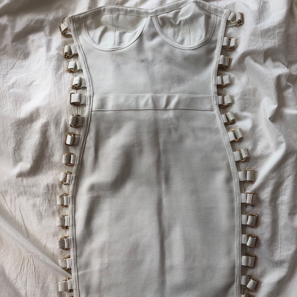 White strapless dress